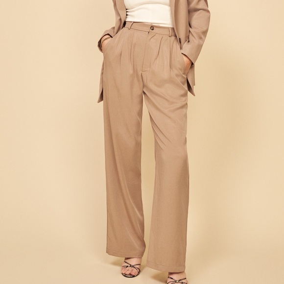 2P Reformation Mason Wide Leg Pants in Khaki - Picture 5 of 10